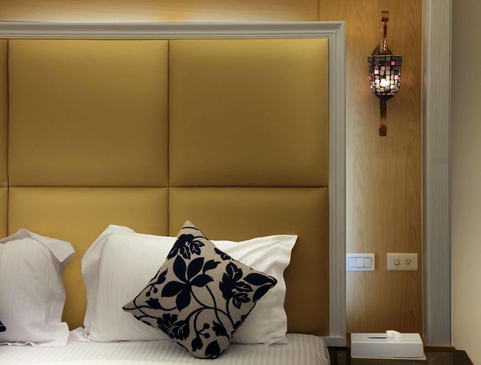 Lanhai Inn Heng-ch'un Екстериор снимка
